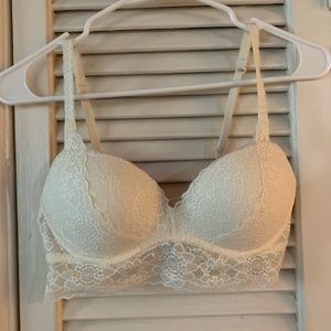 VS PINK Lace Bralette small/D-DD